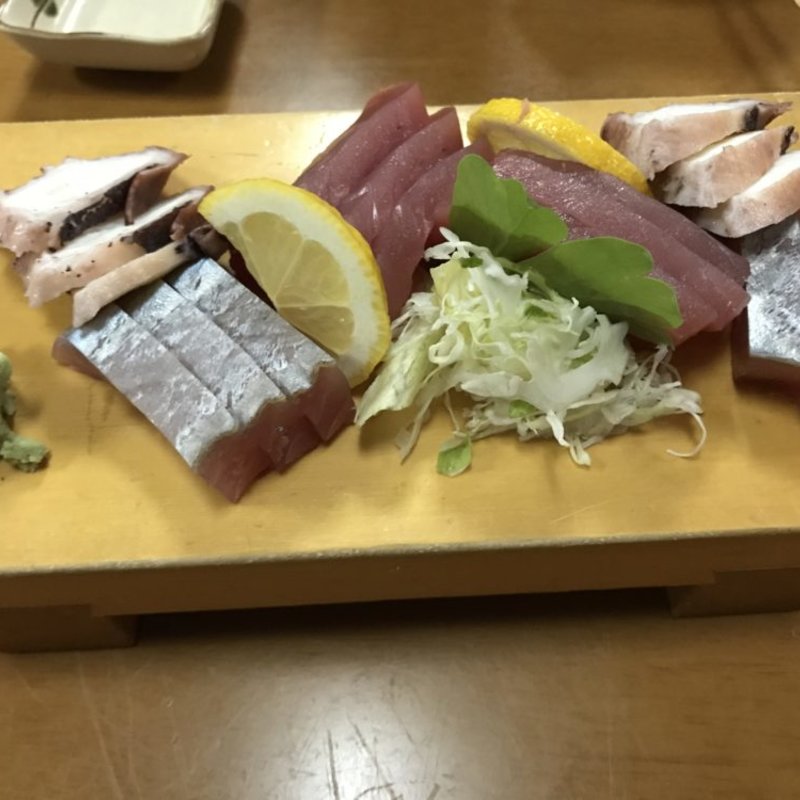 マグロ刺身(ちょうちん )