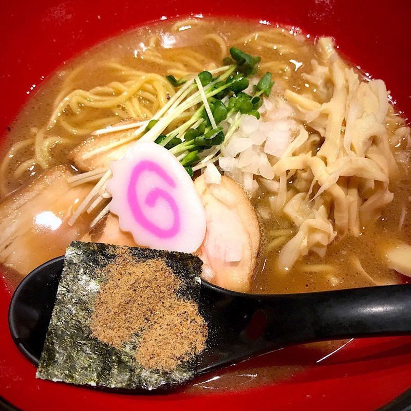 濃厚魚介とんこつらーめん(札幌らーめん ほくと亭)