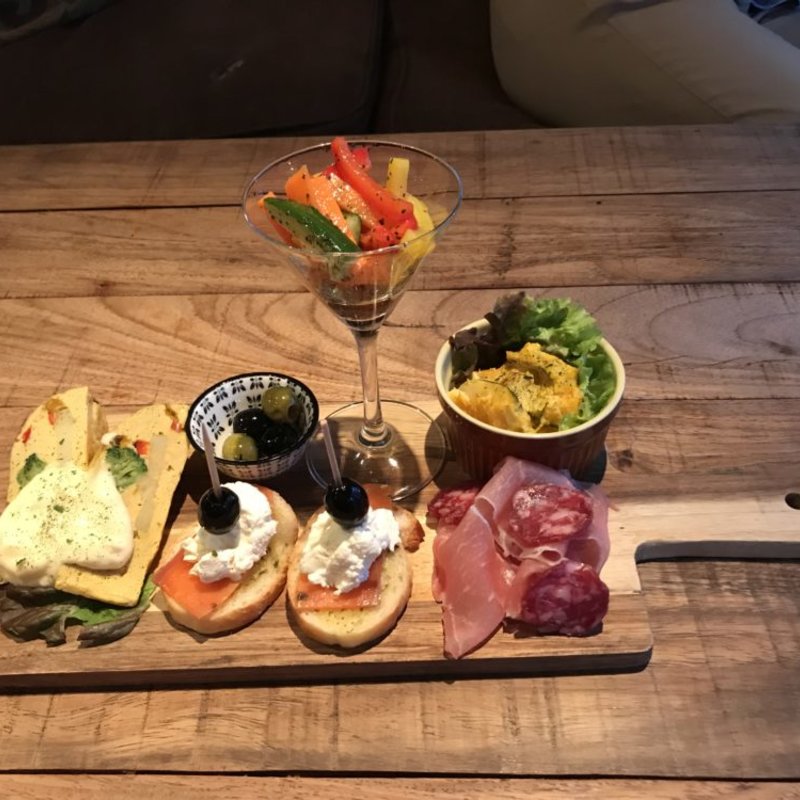 タパス盛り合わせ(バルコラボ 那覇新都心)