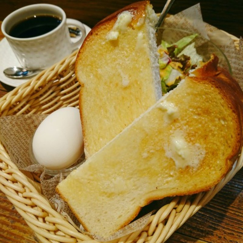 厚切りトーストモーニング(Cafe&Bar DEUR)