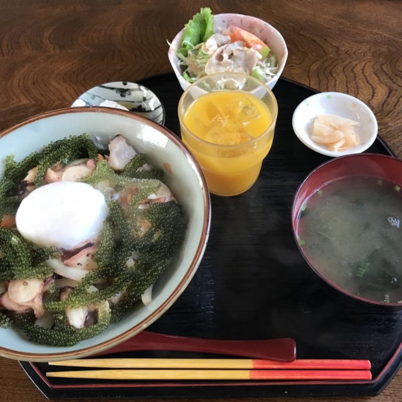 磯丼(お食事処 すむばり)