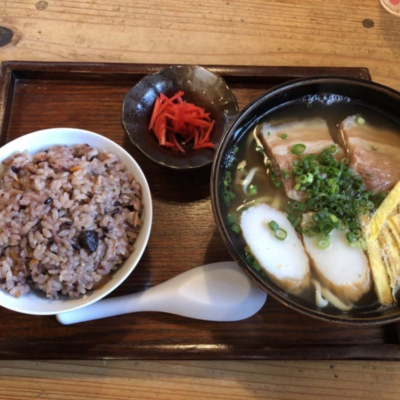 沖縄そばと黒米ジューシー(喰呑屋バラック )