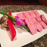 特選カルビ（100g）(焼肉 金牛)