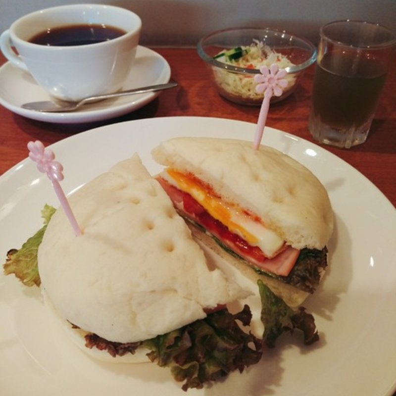 フォカッチャサンド(カフェヴァルゴ)