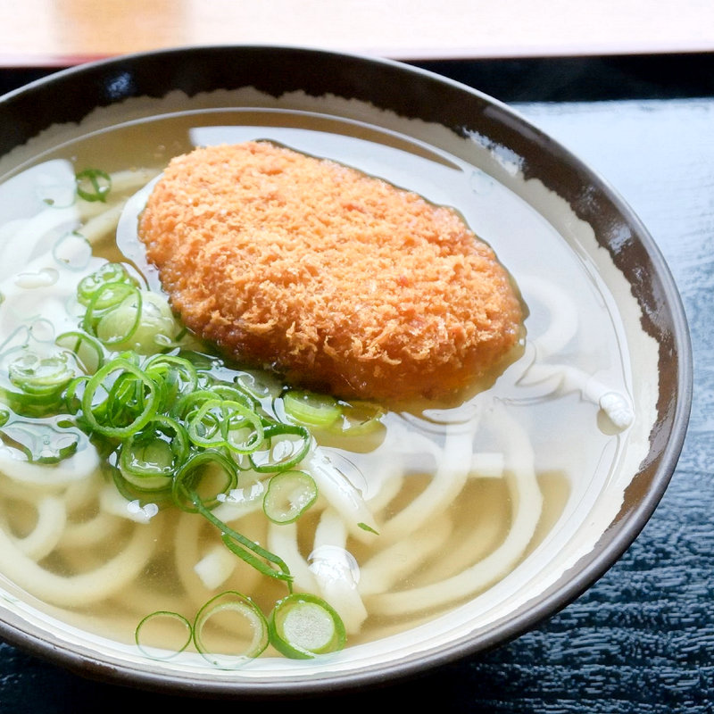 コロッケうどん（かけうどん+コロッケ）(まはる )