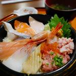 海鮮丼