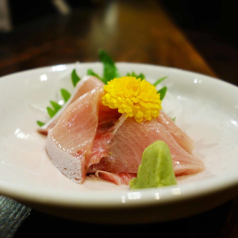 ブリ刺し身(炉ばた焼 陣太鼓)