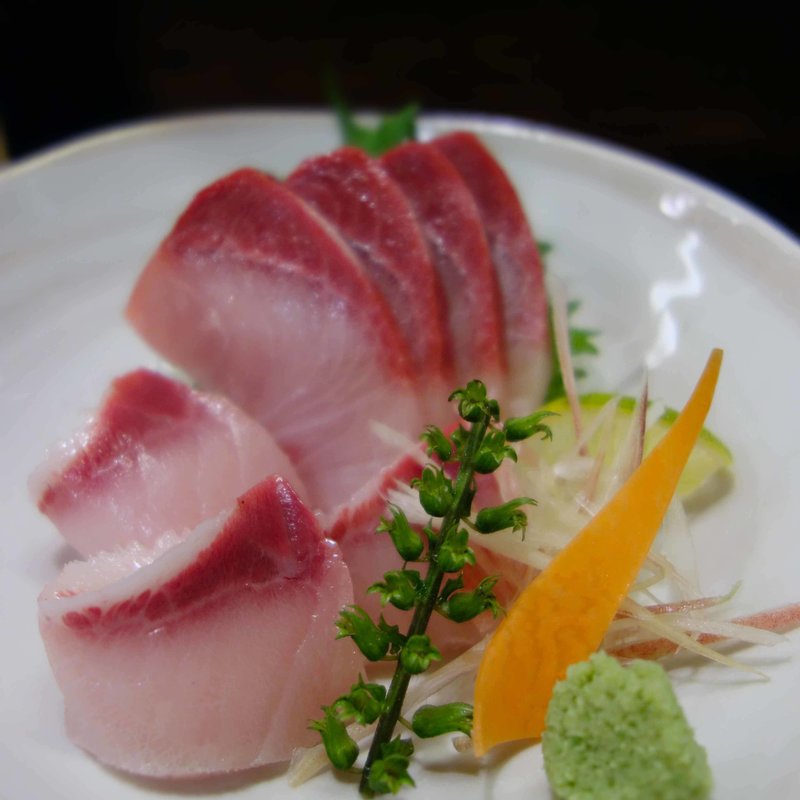 ブリ刺身(東陽)