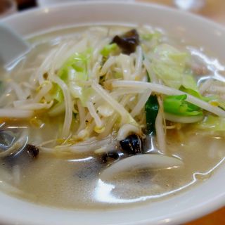 湯麺(中華 珍満)