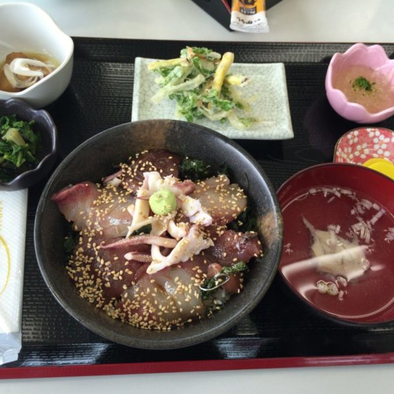 海鮮ヅケ丼定食