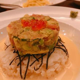 アボカドネギトロ丼(うさぎ)