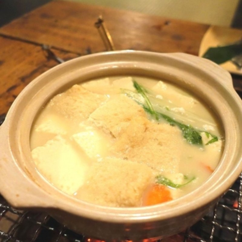 とろ湯豆腐(囲炉裏端りゅう)