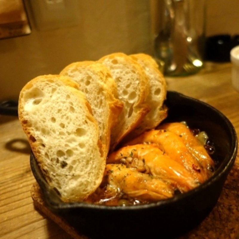 海老のガーリックオイル煮(Bar Banzai)