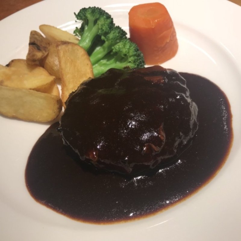 AGIO特製 炭火焼きハンバーグ デミグラスソース(マーケットレストランAGIO サンシャインアルパ店)