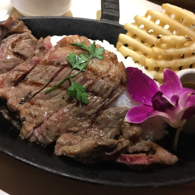 ステーキコンボ(MOKUOLA -shinjuku lumine est- モクオラ -ルミネエスト-)