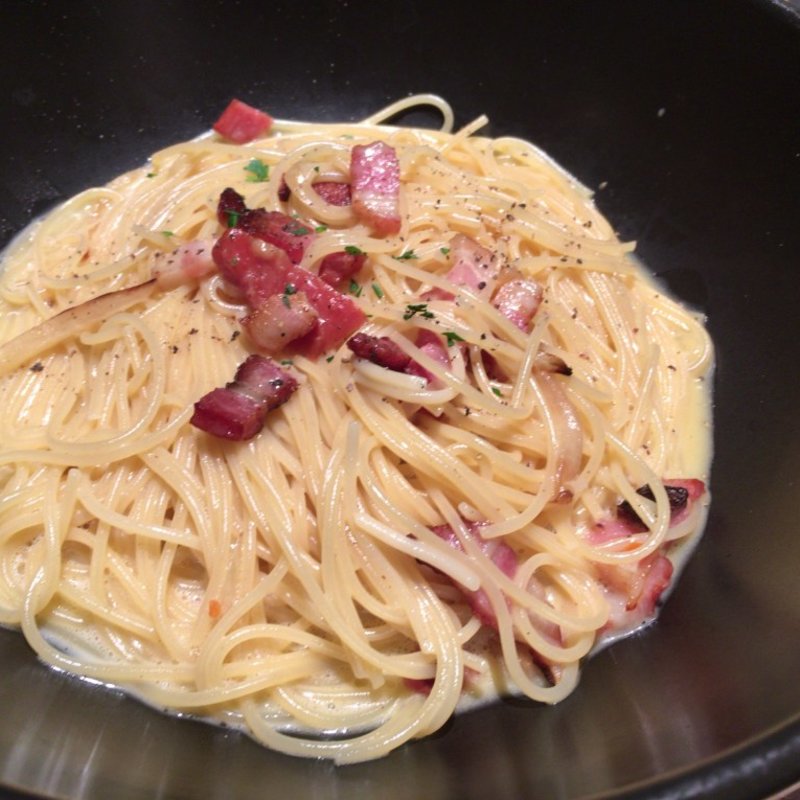 カリカリベーコンのクリーミーカルボナーラ(すぱじろう 麻布十番店 )