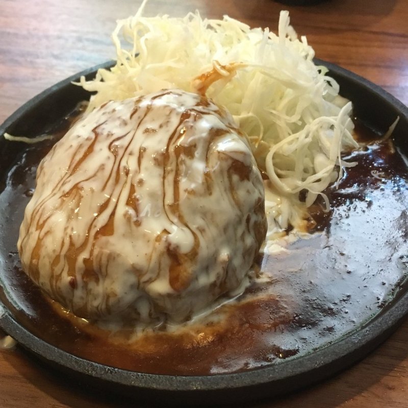 トンバーグ チーズソース<カマンベール入り>(東京トンテキ 渋谷店)