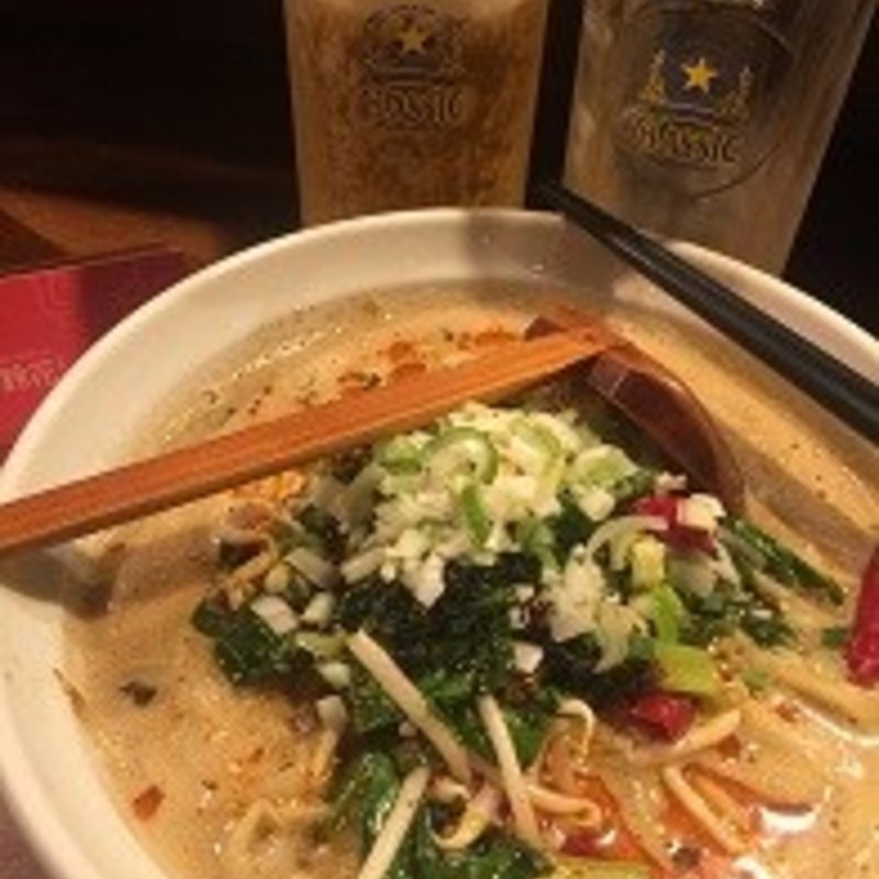 四川の担々麺(チャイニーズコタン華鈴花)