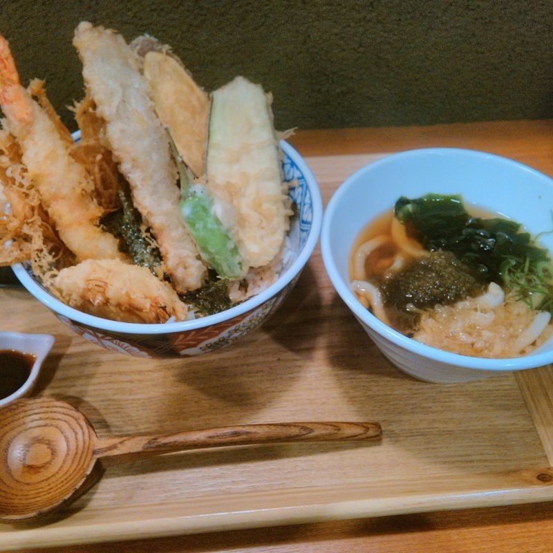 豪快天丼(本町製麺所 天 地下鉄新大阪店)