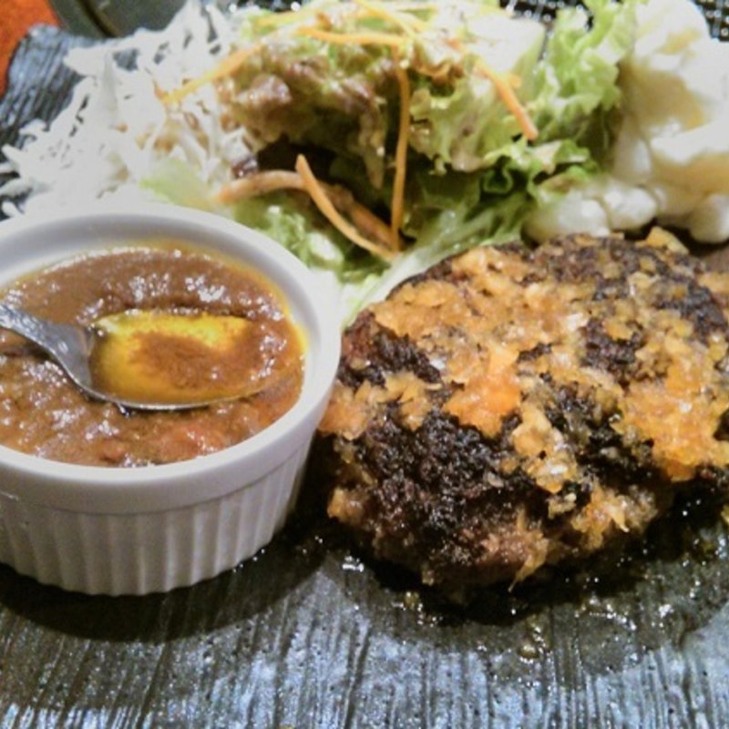 和牛手ごねハンバーグ(焼肉いち)