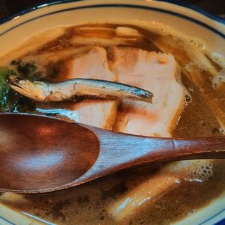 かけラーメン(烈志笑魚油 麺香房 三く)