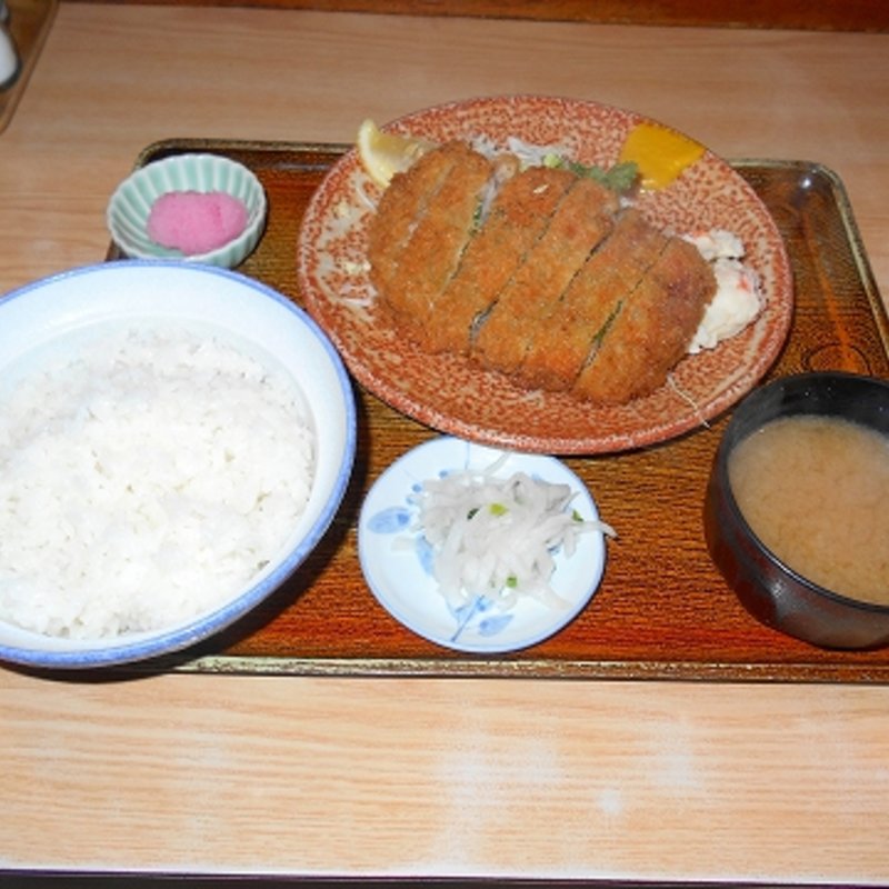 特上ヒレカツ定食（青ジソ入り） (とんかつ 味よし)