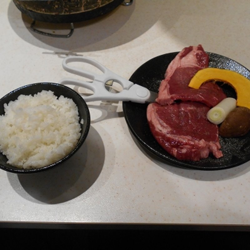 ランチステーキセット(和牛炭火焼肉 あぶりえん)