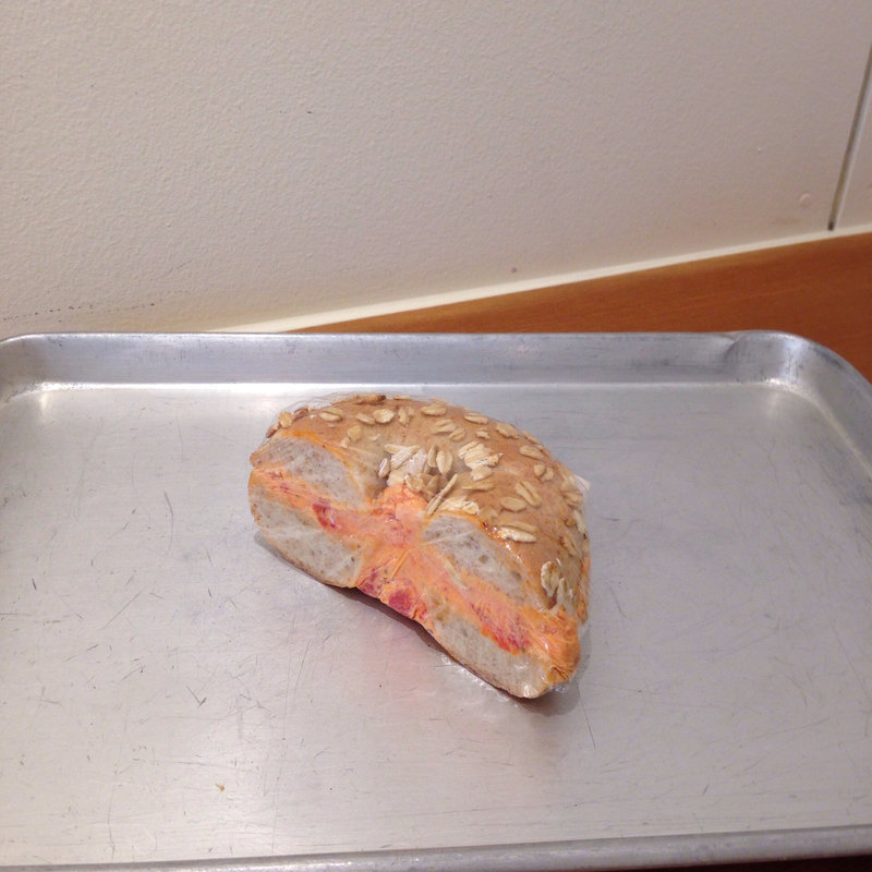 ドライトマトクリームチーズサンド(Kepobagels)