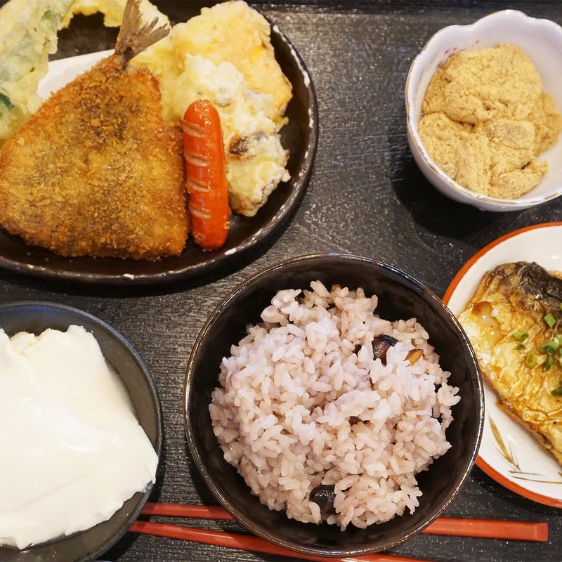 定食(農村レストラン 筑膳)