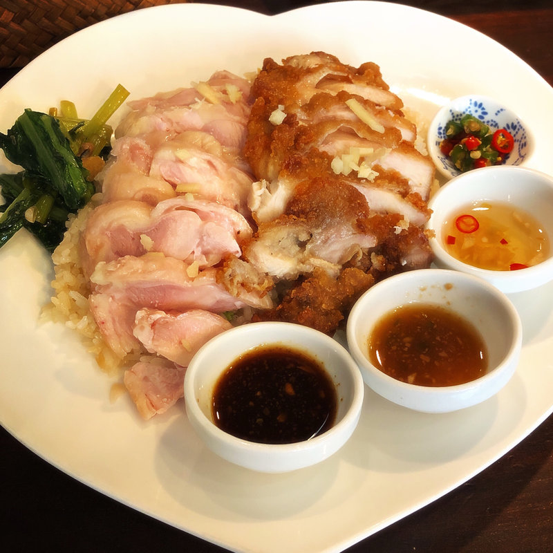 カオマンガイ(蒸し鶏&揚げ鶏)(博多カオマンガイ 万国屋)