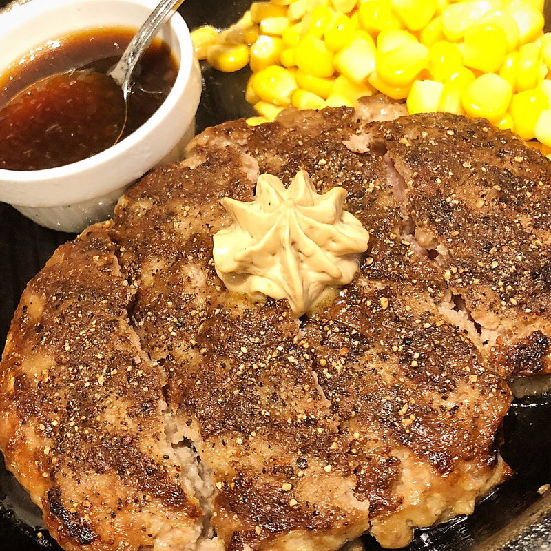 ワイルドハンバーグ300g(いきなりステーキ 立川北口店)