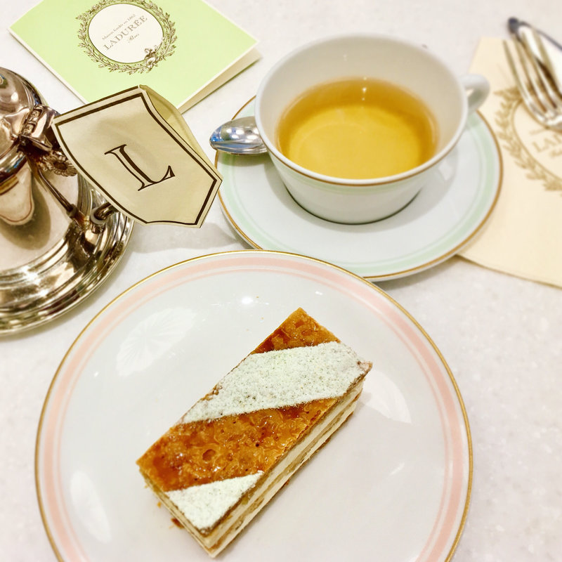 (Ladurée 青山店)