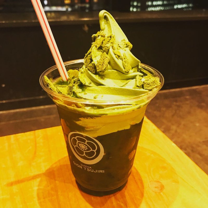 グリーンティーフロート(祇園辻利 東京スカイツリータウン・ソラマチ店)