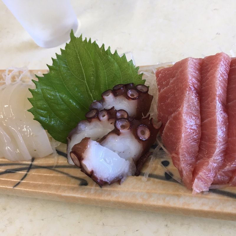 刺身盛り(まるよし食堂)