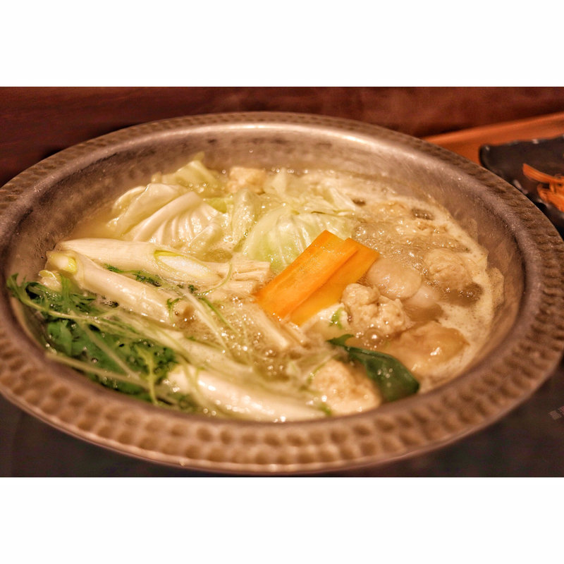 水たき(水たき料亭 博多華味鳥 博多駅筑紫口店)