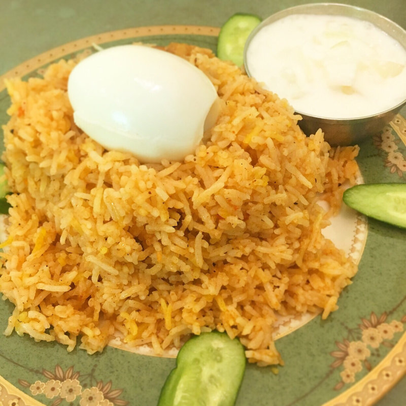 チキンビリヤニ(バスモティ （BASMATI）)