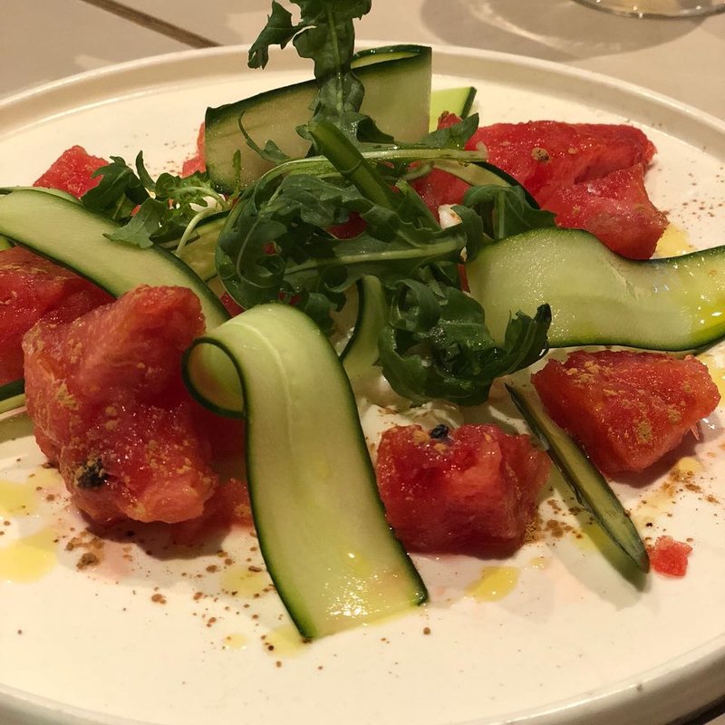 スイカとブッラータチーズのサラダ(カフェレストラン ベルツ 三田)