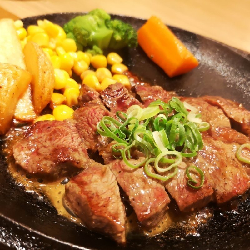 鉄板ろく丘ステーキ(ろく丘 アリオ倉敷店 )