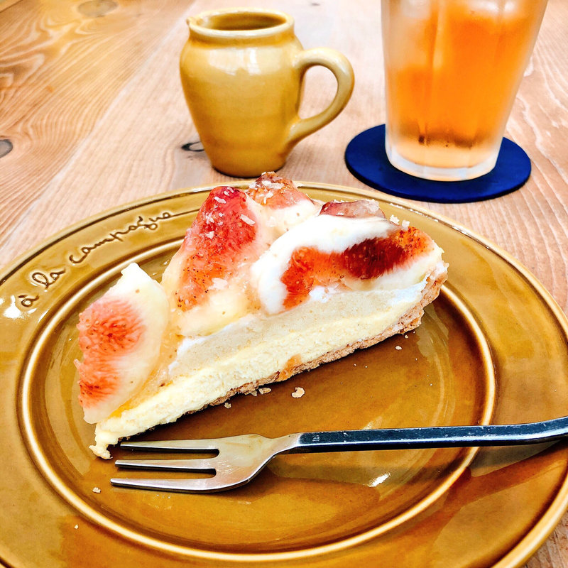 タルト オ フィグ(ア・ラ・カンパーニュ 北千住店 （a la campagne）)