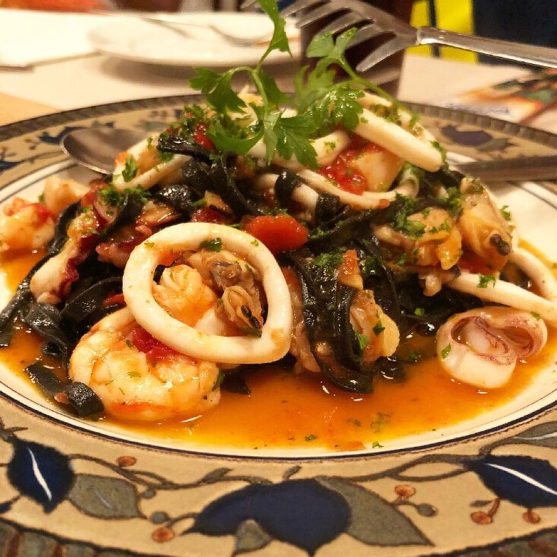 イカスミのペスカトーレ(ココ・パッツォ )