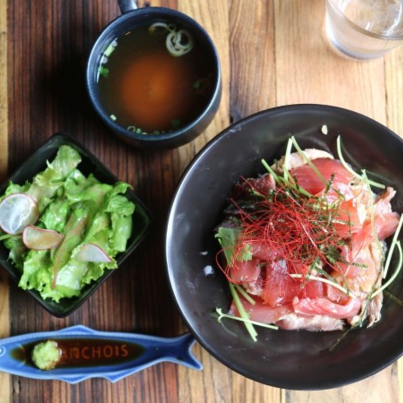 マグロン丼・わさび醤油(MAGRO'N KITCHEN)
