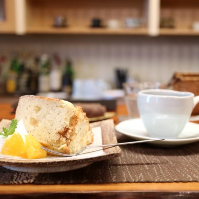 オレンジ＆ポピーのシフォンケーキ(THE SHOP 十二ヵ月)