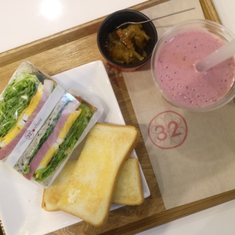厚切りベーコンまたごチーズサンド(32orchard ささしま店（サニーオーチャード）)