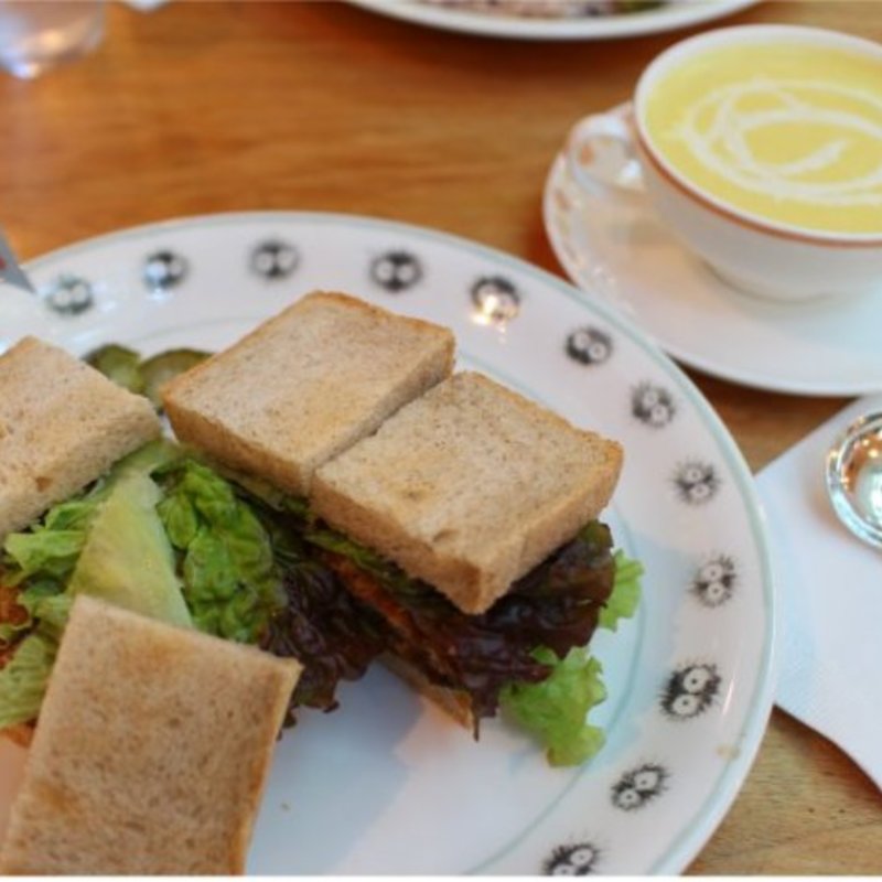 くいしんぼうのカツサンド(カフェ麦わらぼうし （カフェムギワラボウシ）)