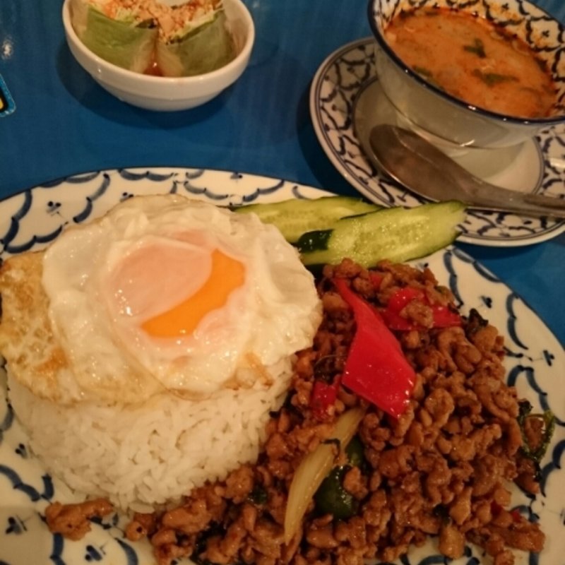 ガパオ(タイ屋台居酒屋 ヤムヤム)