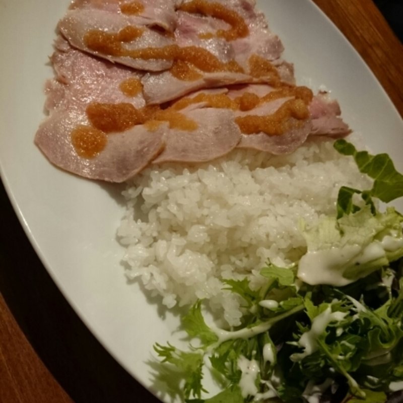 ジューシーローストポークプレート(肉と野菜の石窯バル MONPAL （モンパル）)