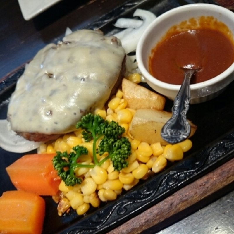 チーズハンバーグ(ステーキくに赤坂店)