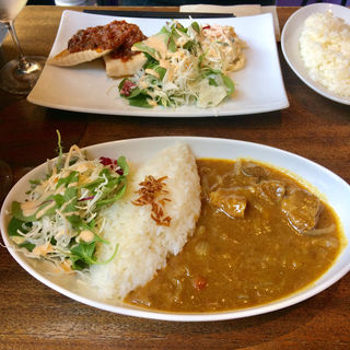 宮崎県産尾崎牛のてげうめぇカレー(マルゴ 丸の内 )