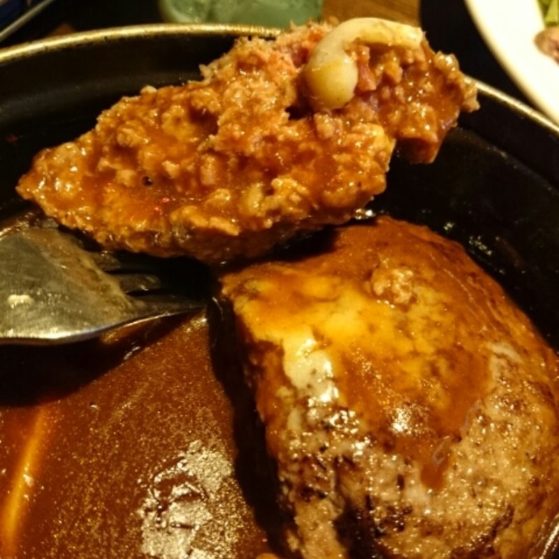 和牛ハンバーグの煮込み(コックマン)