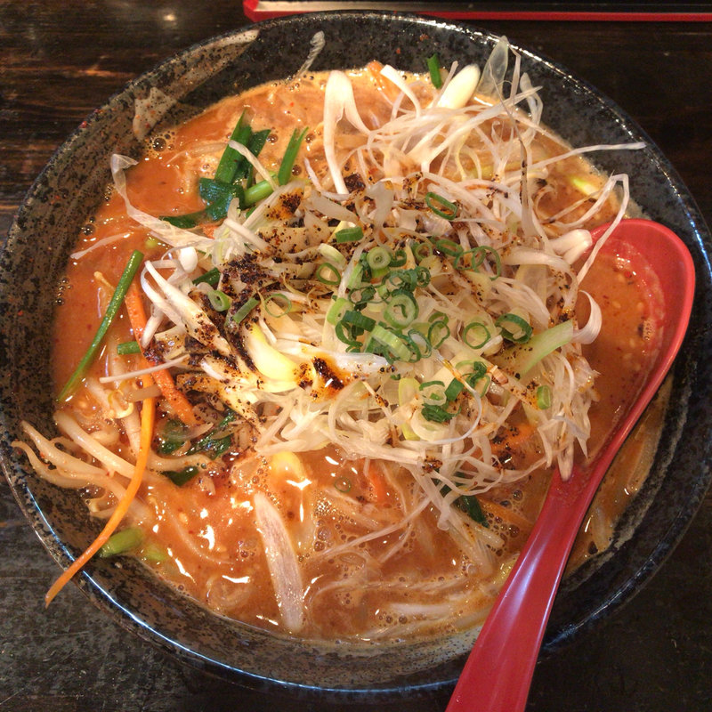 閻魔地獄ラーメン　中魔王(麺屋　悟空  )
